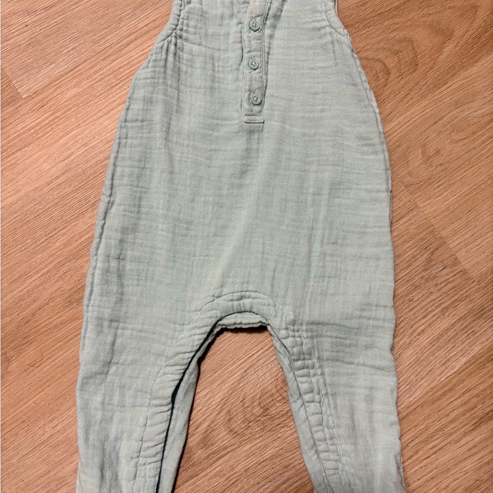 Old Navy Sage Green Muslin Romper Jumpsuit